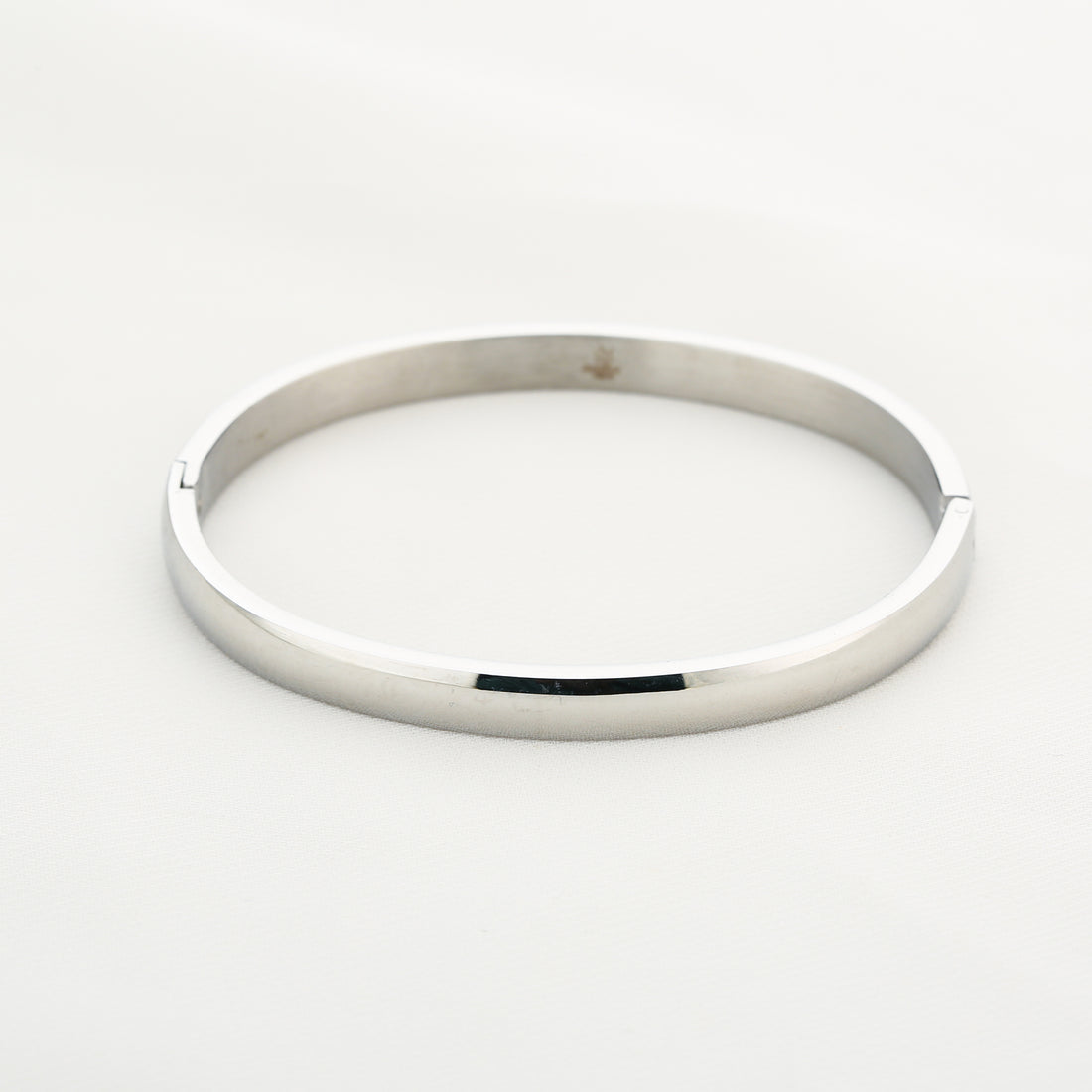 Minimal Open Cuff